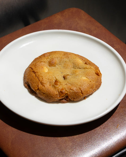 White Chocolate Macadamia Cookie